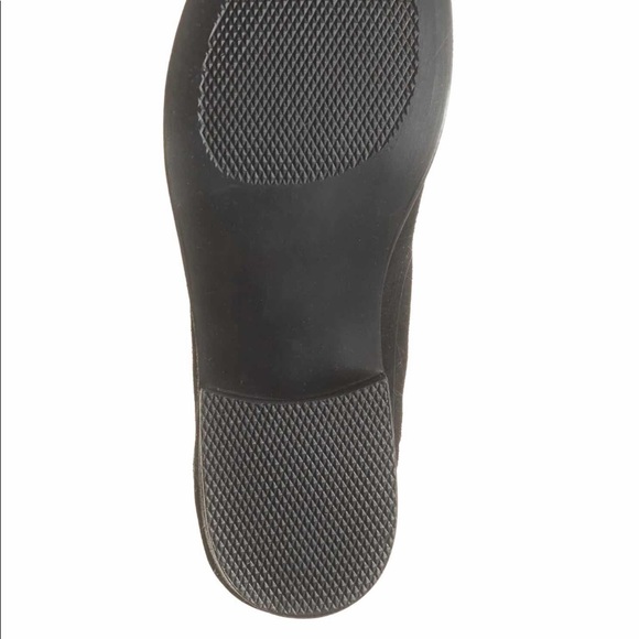 Steve Madden Laramie Suede Cutout Ankle Boot - Picture 5 of 9